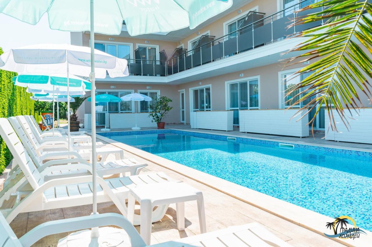 Apart Otel Gradina *